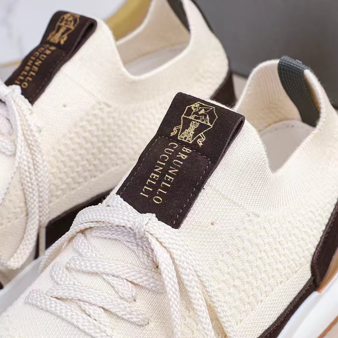Brunello Cucinelli Contrast Low-Top Sneakers — label