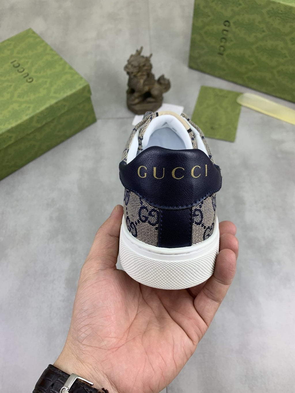 微商相册测试鞋子-Gucci Monogram Stripe Slip-On Sneakers — back